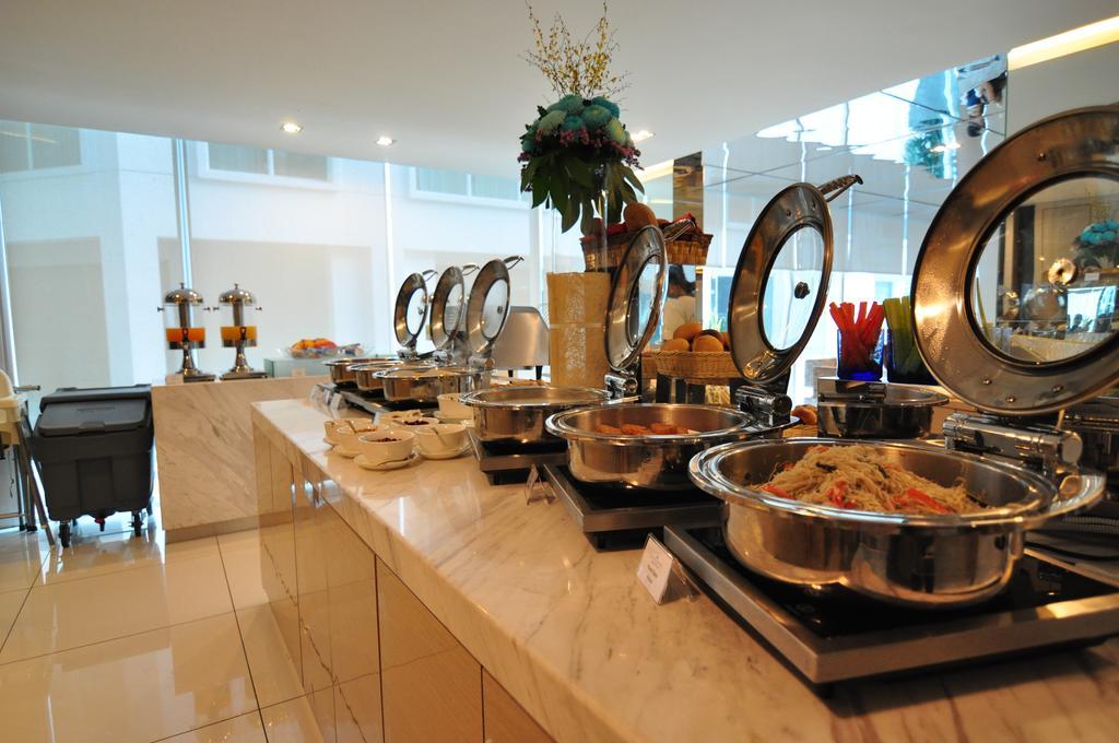 Damas Suites & Residences Kuala Lumpur Buitenkant foto