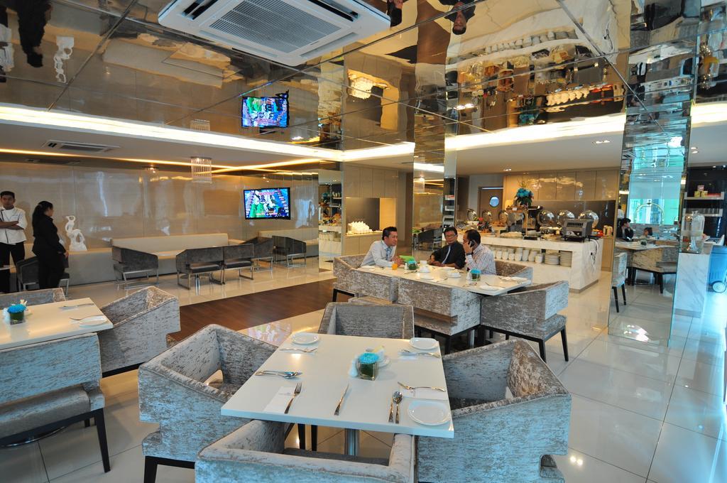 Damas Suites & Residences Kuala Lumpur Buitenkant foto